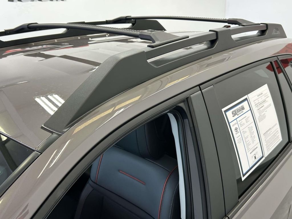 Used 2026  Toyota Woodland image 9
