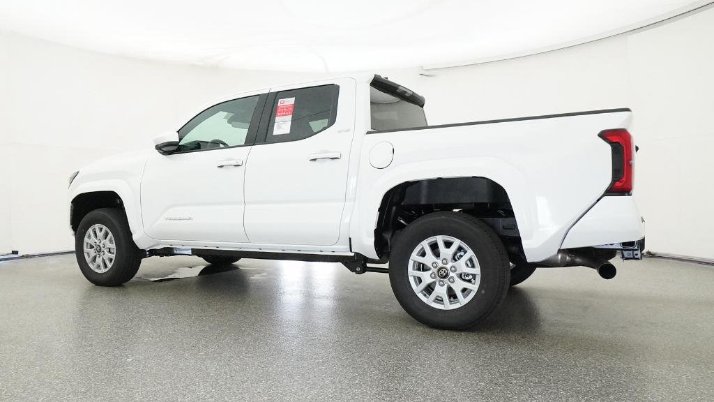 New 2026 White Toyota SR5 image 3