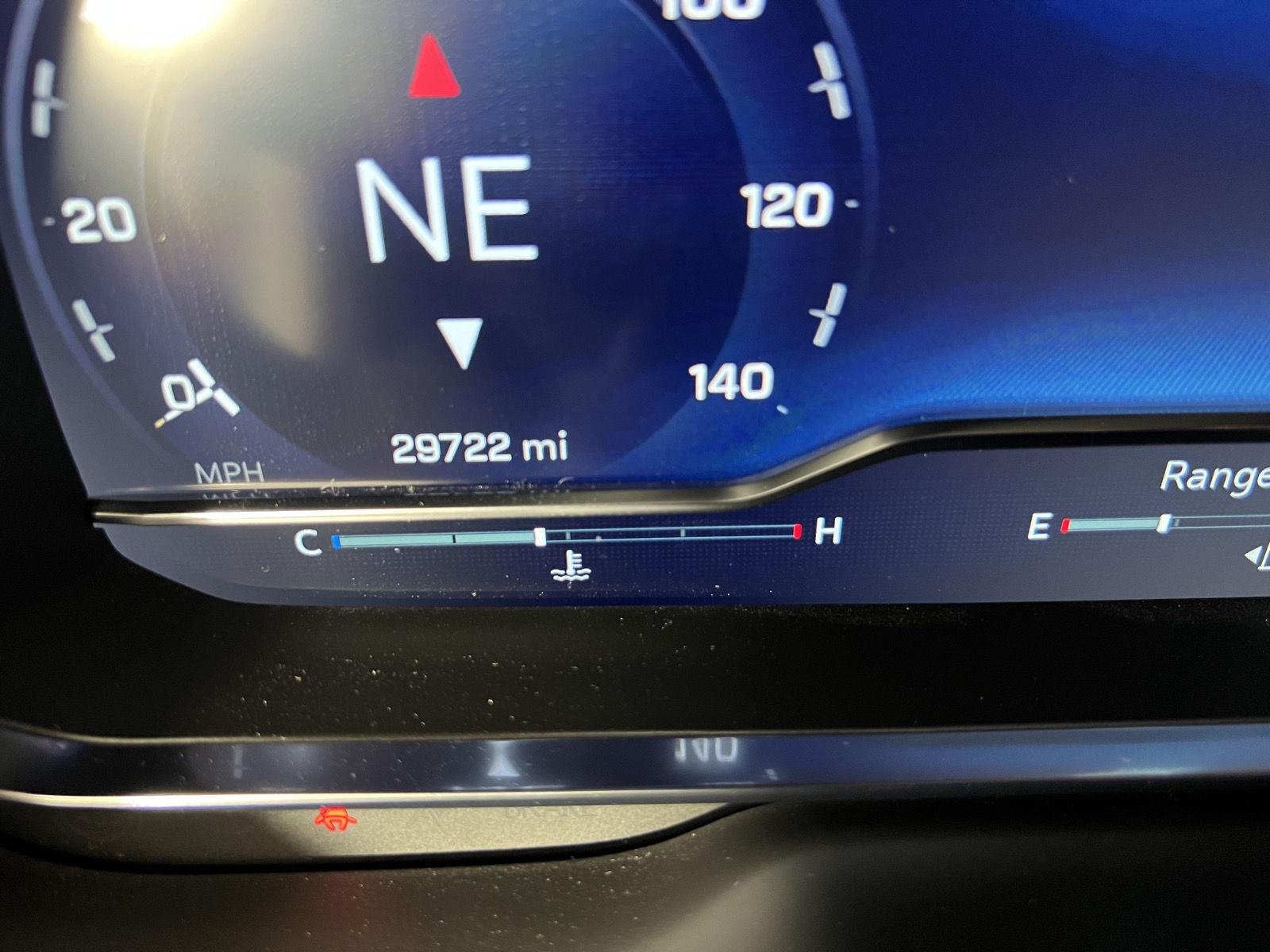Used 2024 Summit White Chevrolet Z71 image 14