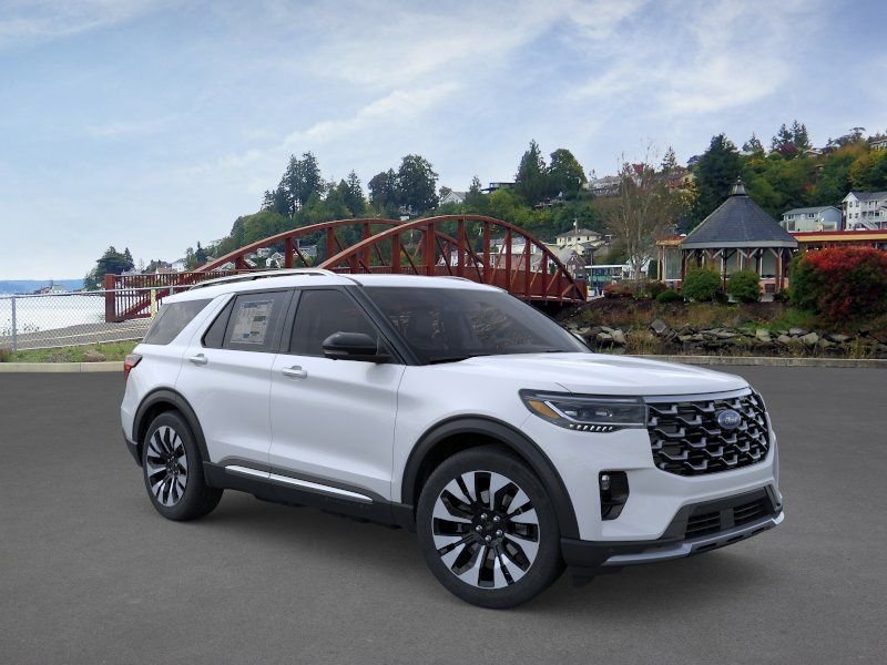 New 2026 Space White Metallic Ford Platinum™ image 9