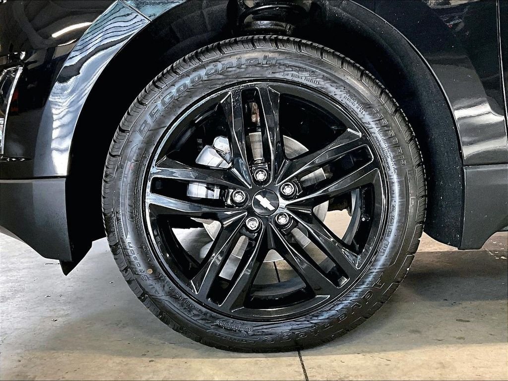 Used 2021 Black Chevrolet LT image 7