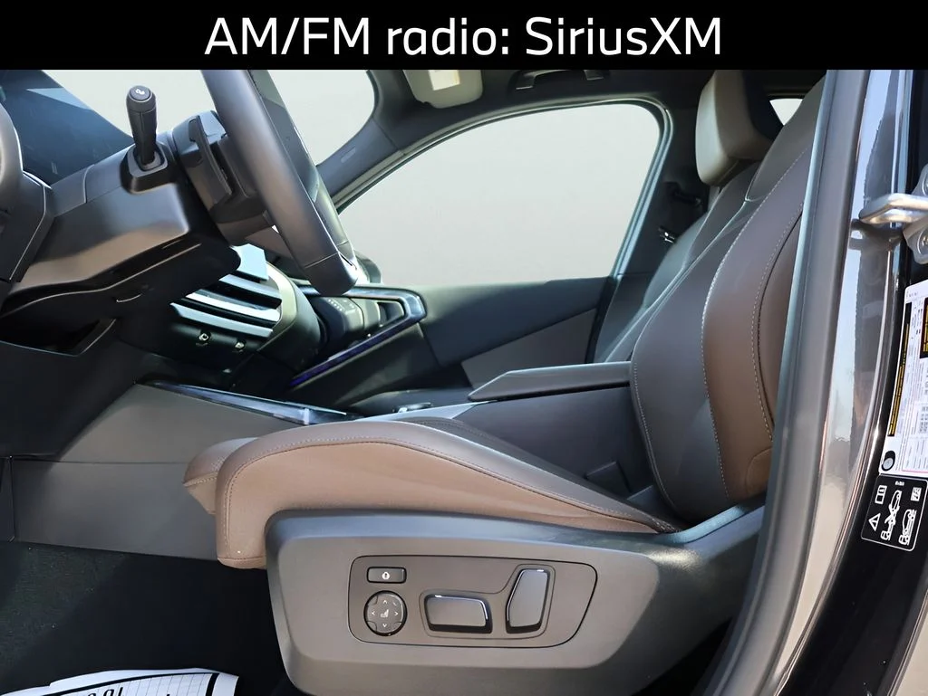 Used 2025 Gray BMW 30 xDrive image 9
