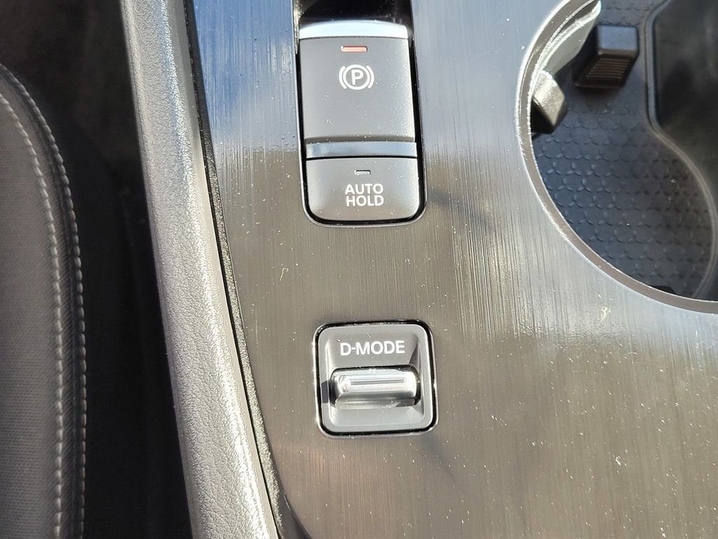 Used 2023 Gray Nissan SV image 26