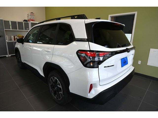 New 2026 CRYSTAL WHITE PEARL Subaru Premium image 10