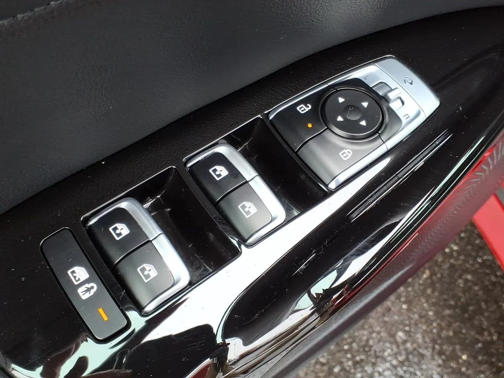 Certified Used 2025 Red Kia EX image 13