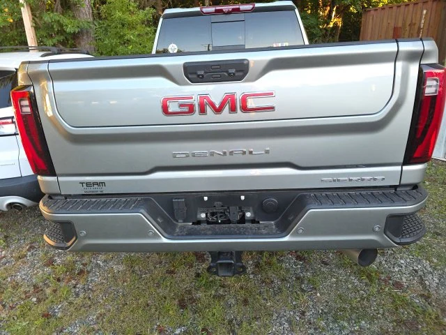 Used 2026 Silver GMC Denali image 9