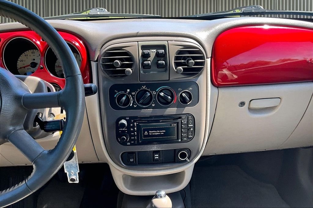 Used 2005 Red Chrysler Touring image 7