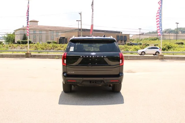 Used 2025 Black Ford Active image 5