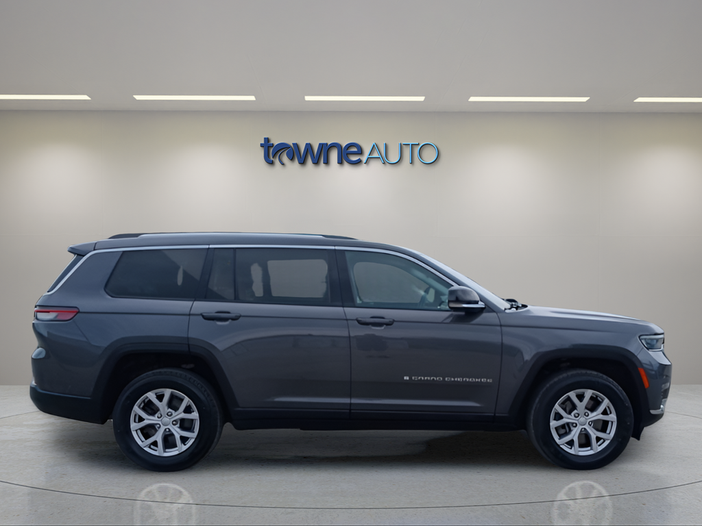 Used 2021 Gray Jeep Limited image 9