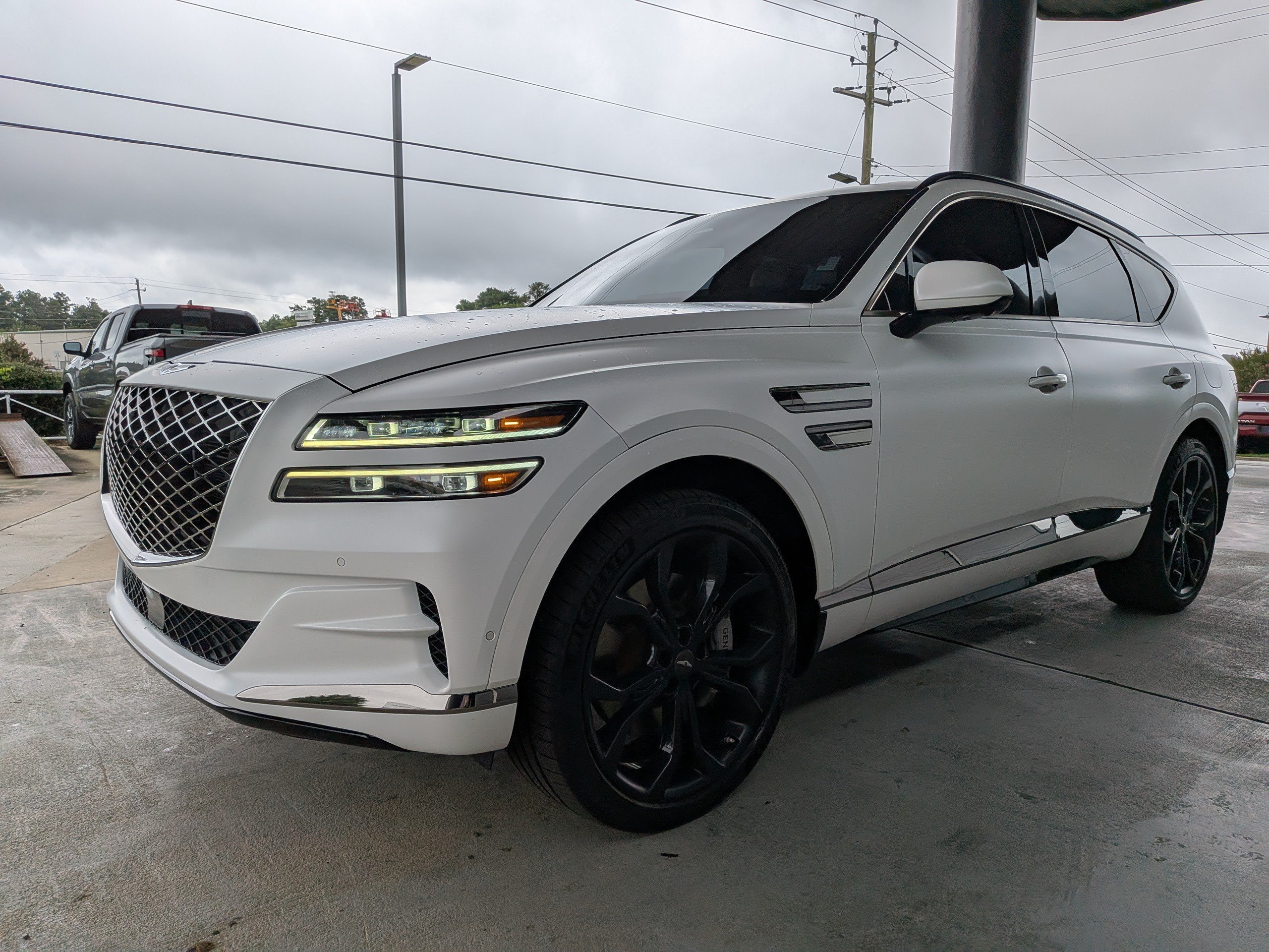 Used 2024 White Genesis 3.5T Prestige Signature image 6