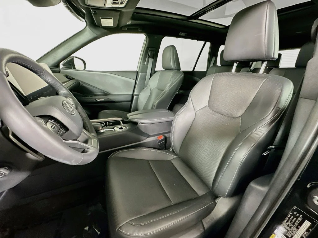 Used 2024 Caviar Lexus 350 Premium image 11