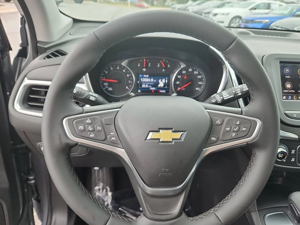 2023 Chevrolet Equinox LT - Photo 19