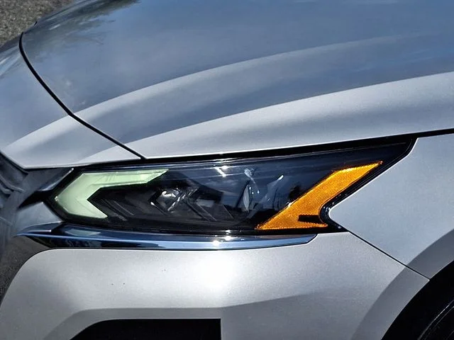 Used 2024 Brilliant Silver Metallic Nissan 2.5 SV image 9
