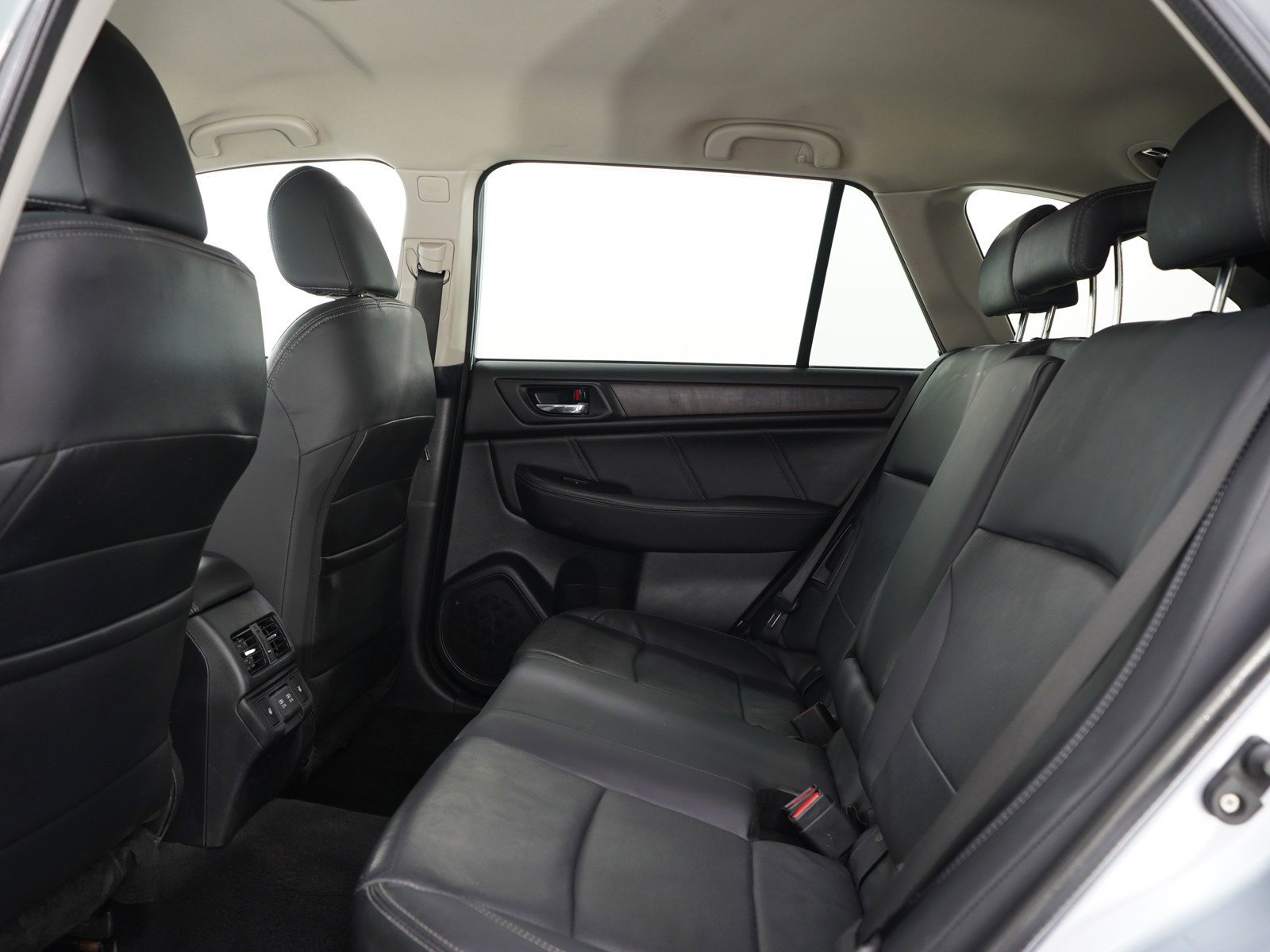 Used 2019 Ice Silver Metallic Subaru 2.5i image 19