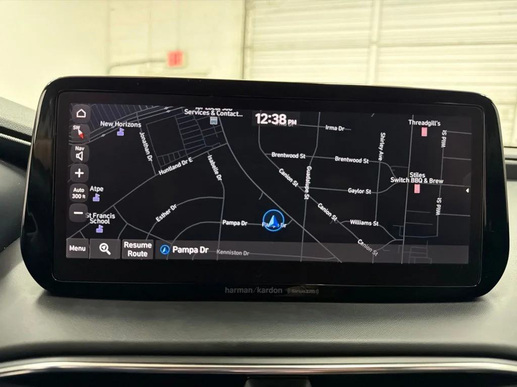 Used 2021 Black Hyundai SEL image 16