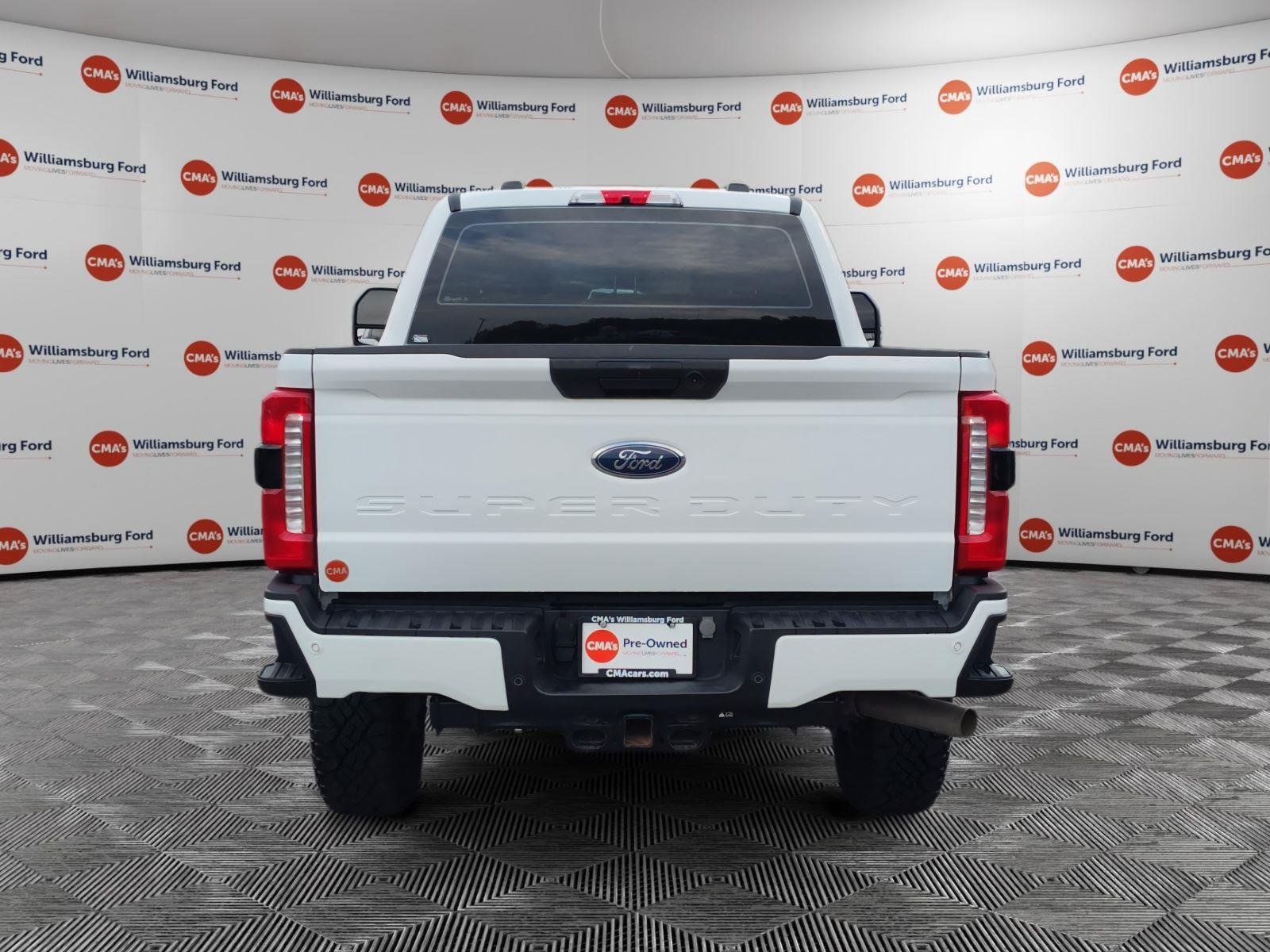 Used 2024 Oxford White Ford XL image 4
