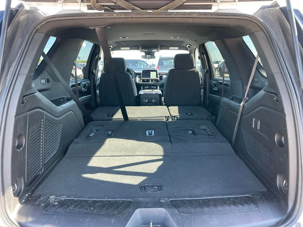 Used 2024 White GMC SLE image 31