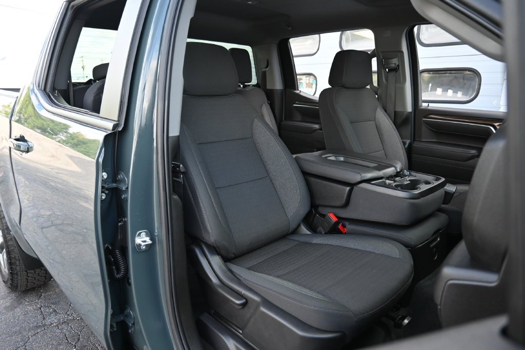 Used 2025 Cypress Chevrolet LT image 22