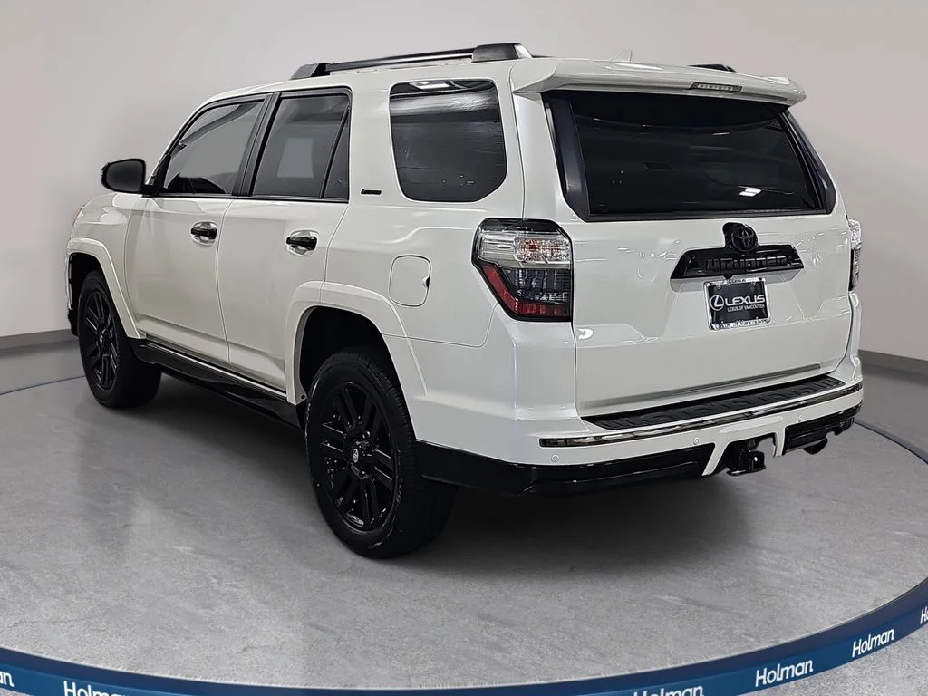 Used 2021 White Toyota Nightshade image 8