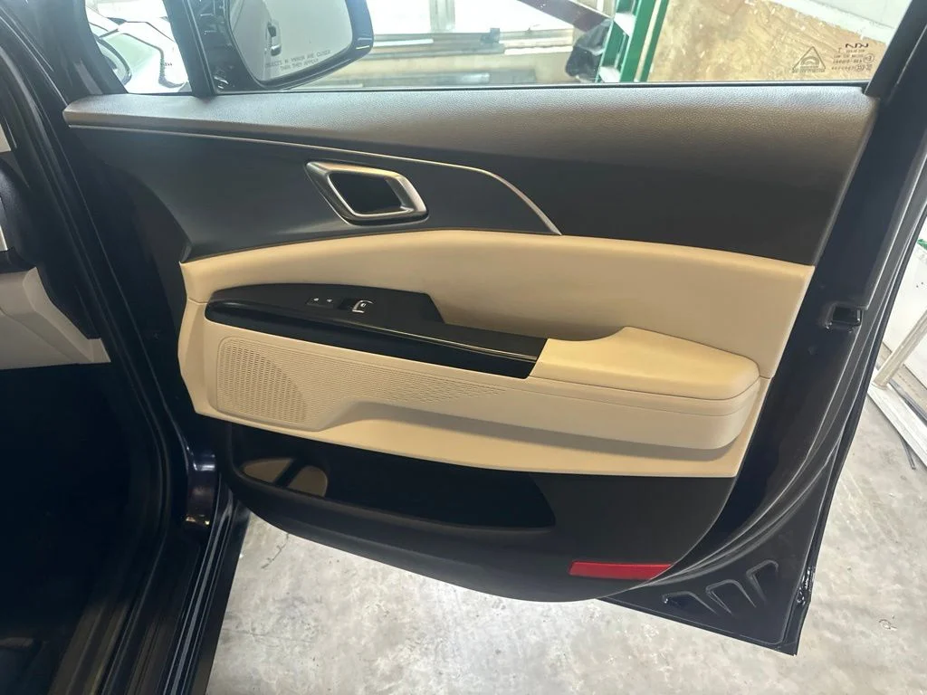 Used 2024 Blue Kia LX image 28