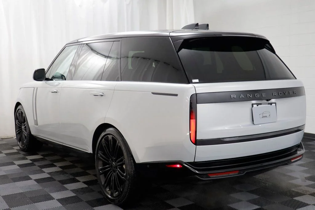 New 2026 Silver Land Rover SE image 18