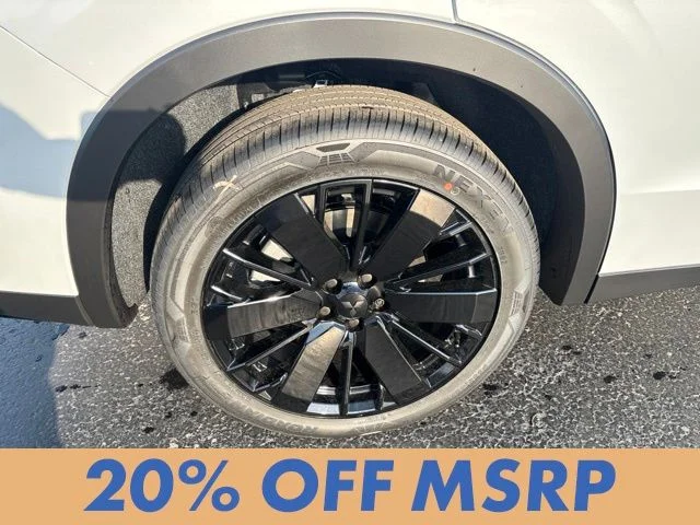 New 2026 White Mitsubishi LE image 11