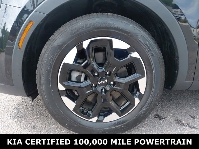 Used 2024 Black Kia S image 9