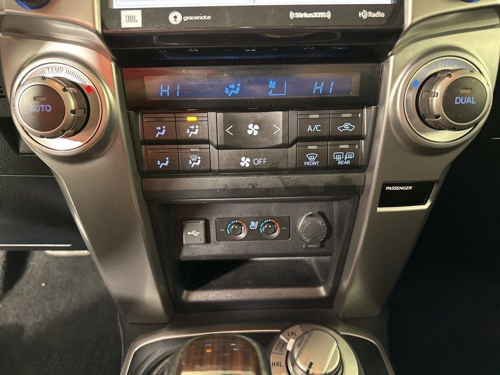 2022 Toyota 4Runner Limited - Photo 28