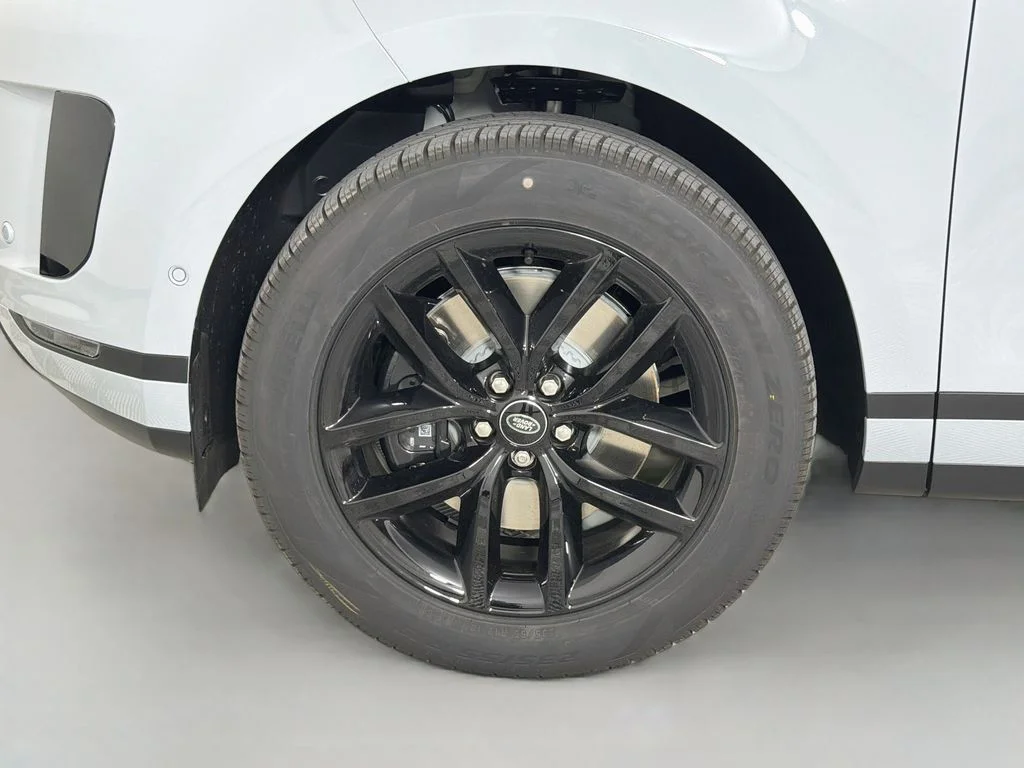 New 2026 Arroios Grey Land Rover S image 33