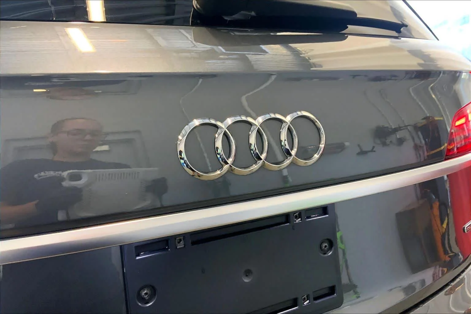 Used 2023 Daytona Gray Pearl Effect Audi S line Premium Plus image 10