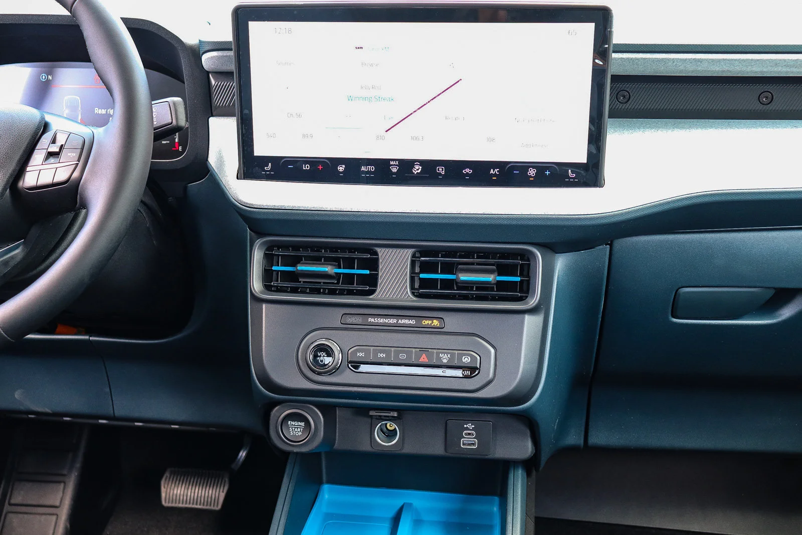 2025 Ford Maverick XLT - Photo 15