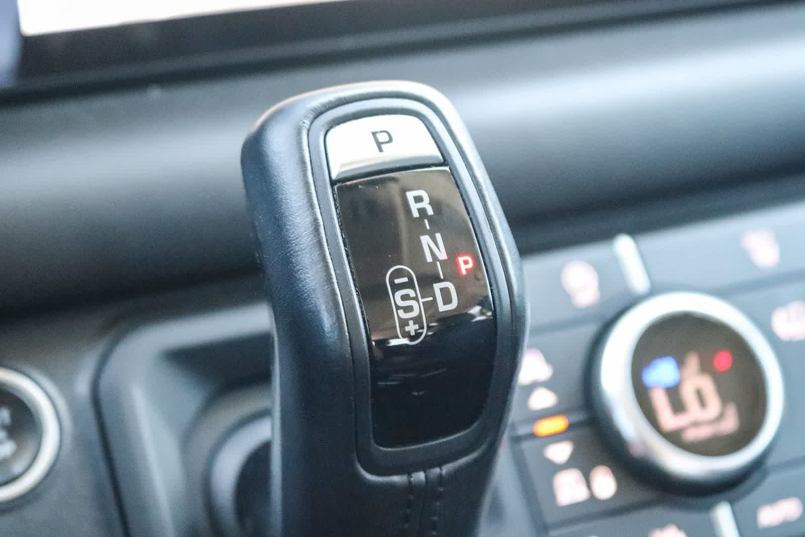 Used 2020 Fuji White Land Rover HSE image 24