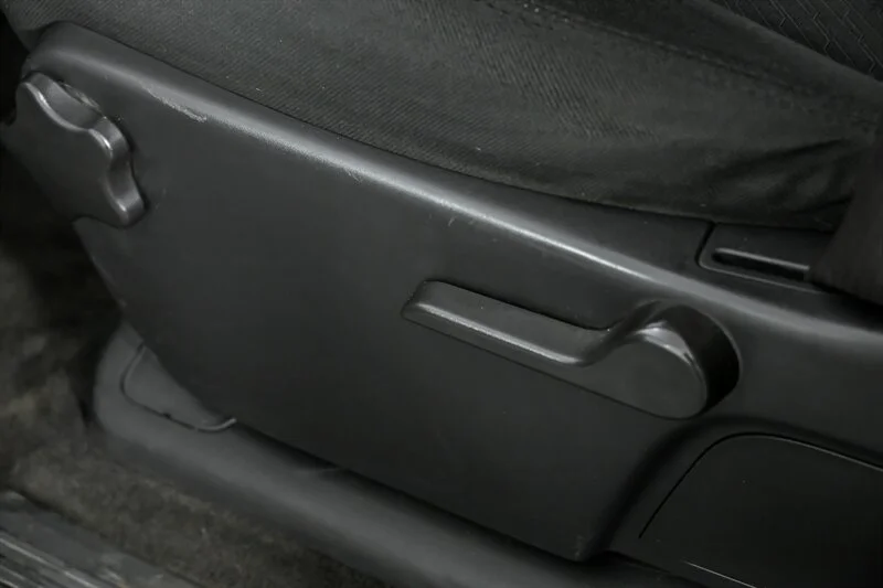 Used 2013 Summit White GMC SLE image 19