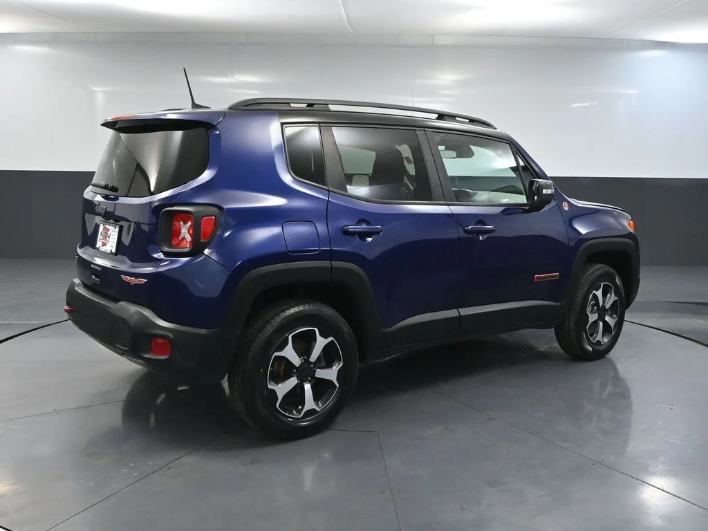 Used 2020 Blue Jeep Trailhawk image 6