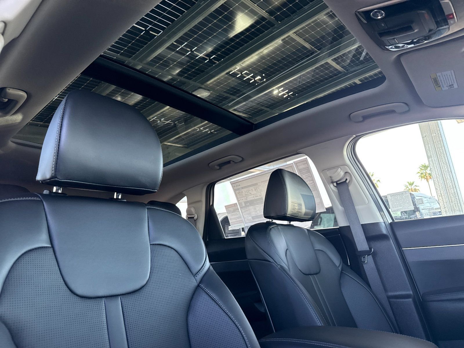 New 2026 Snow White Pearl Kia EX AWD image 19