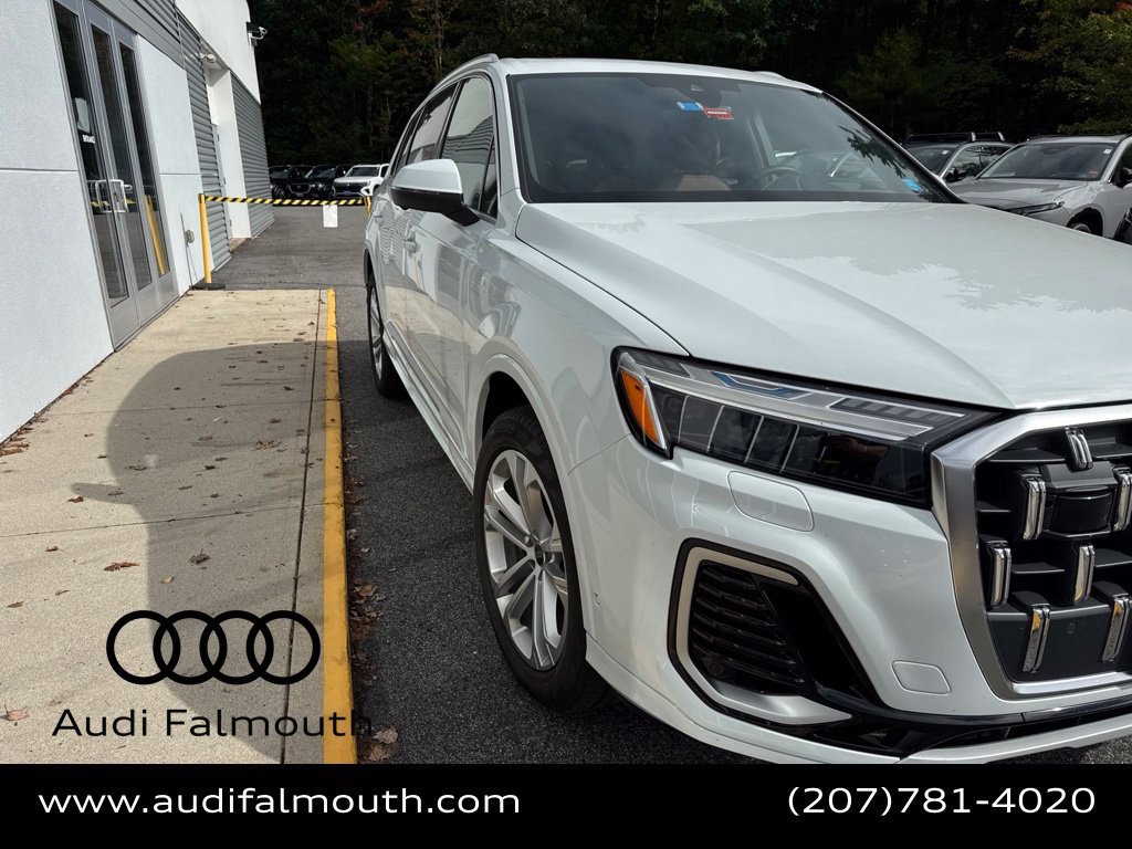 Used 2025 White Audi 55 Prestige image 7