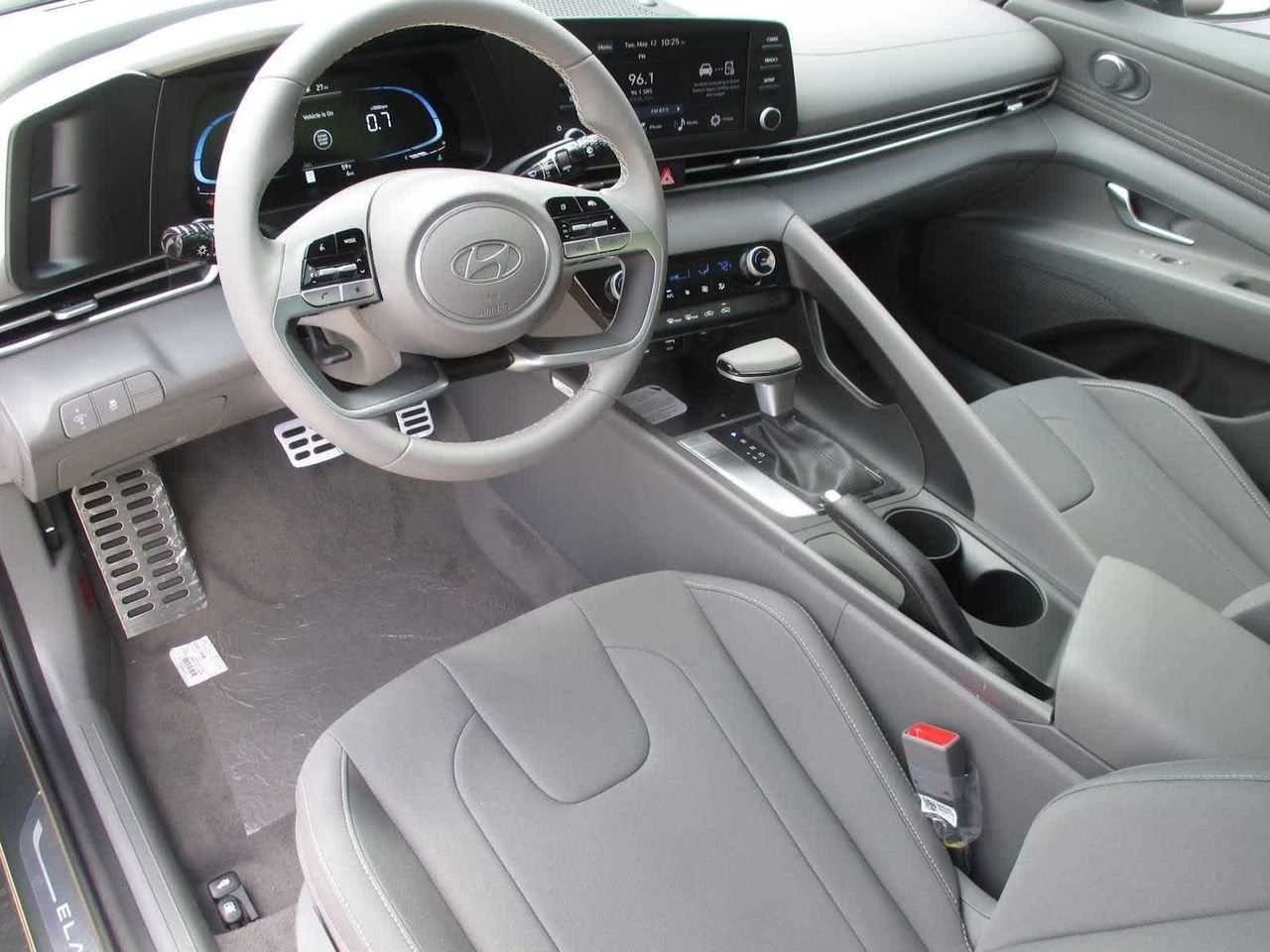 New 2026 Gray Hyundai SEL Sport image 9