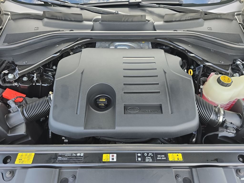 Certified Used 2026 Black Land Rover Dynamic SE image 35