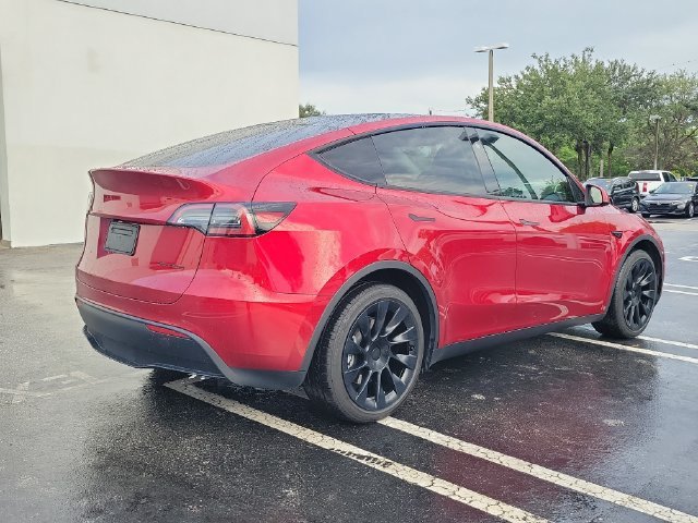 Used 2024  Tesla Long Range image 6