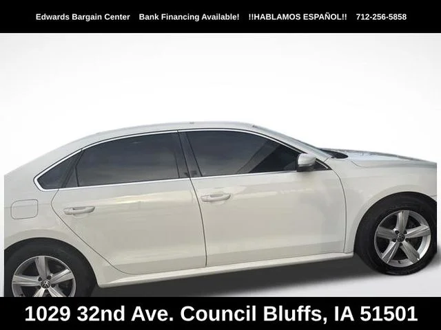 Used 2013 White Volkswagen 2.5 SE image 5