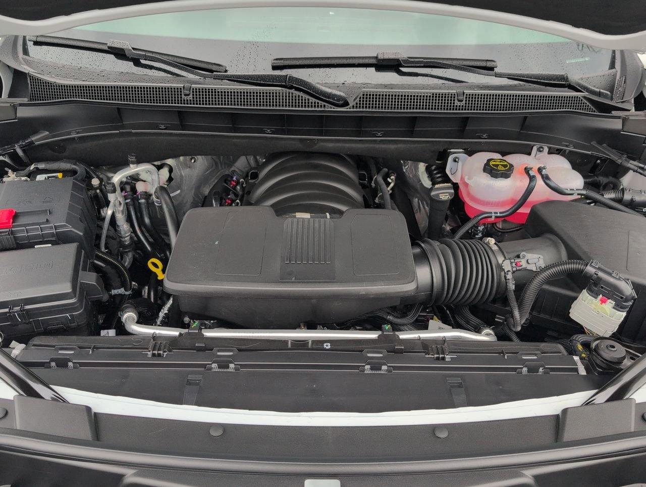 2026 Chevrolet Suburban RST - Photo 29