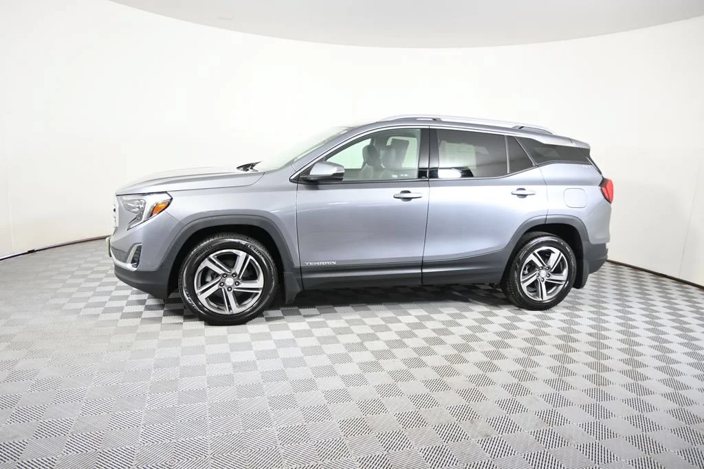 Used 2019 GMC Terrain SLT with VIN 3GKALVEV2KL147413 for sale in Forest Lake, Minnesota
