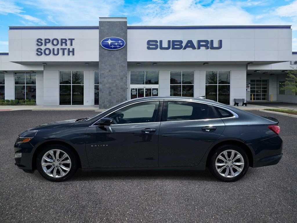 Used 2020 Gray Chevrolet LT image 6