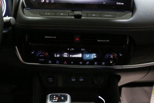 2026 Nissan Rogue Platinum - Photo 12