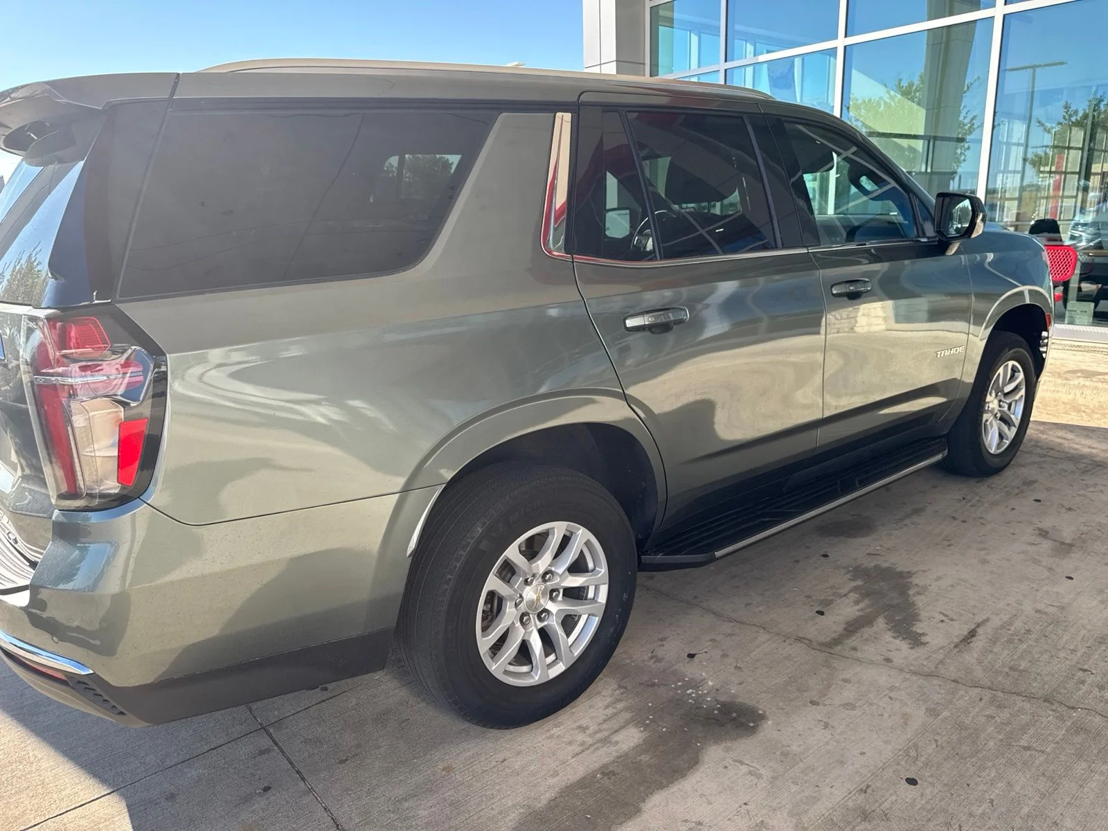 Used 2023 Green Chevrolet LT image 20