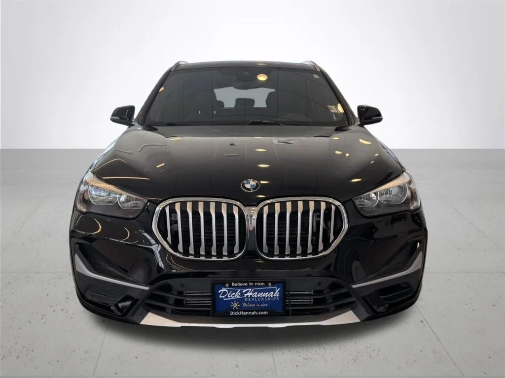 Used 2021 Black BMW xDrive28i image 3