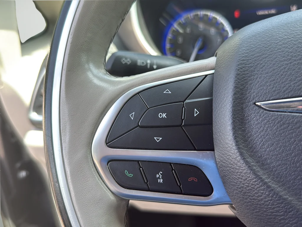 Certified Used 2019 Gray Chrysler Limited image 9