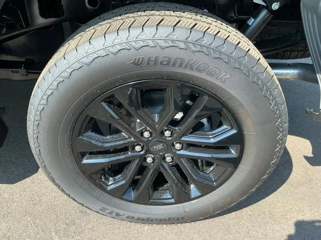 New 2026 Carbonized Gray Metallic Ford Lariat® image 16