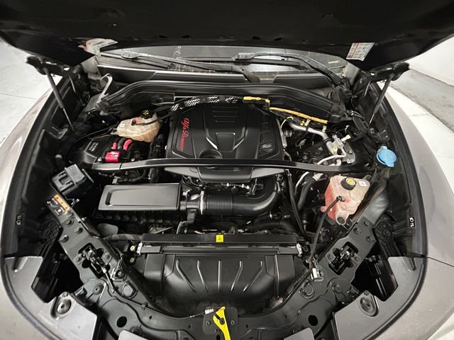 Used 2019 Gray Alfa Romeo Base image 21
