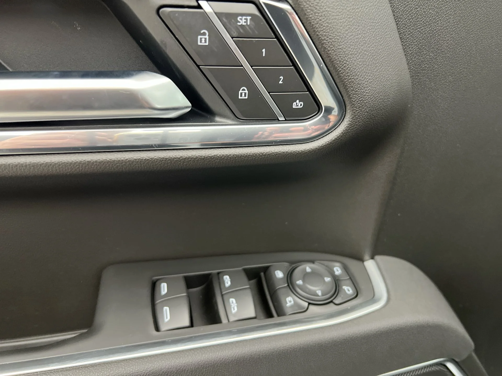 2026 GMC Sierra 1500 SLT - Photo 41
